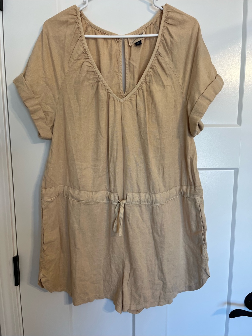 Universal Thread Tan Romper V-Neck Draw String Summer Jumpsuit Boho (M)